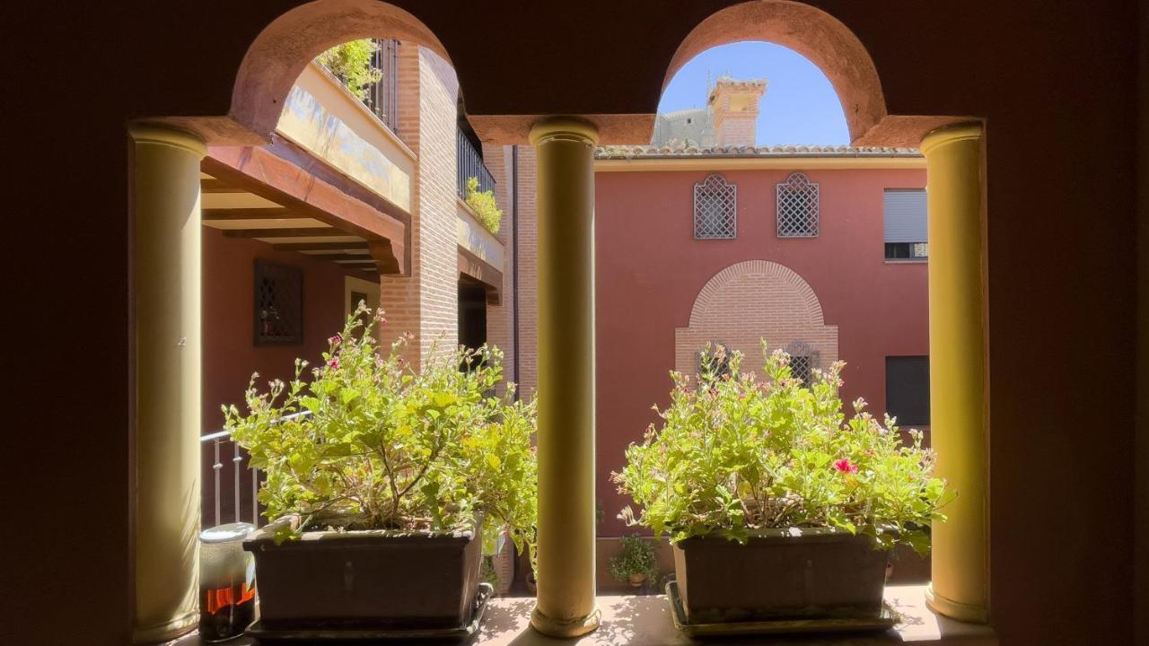 El Capricho De Ana - Apartamentos Aloha Toledo Luaran gambar